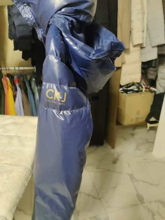 Geaca puf pinguin Calvin clain si palton miss sixty