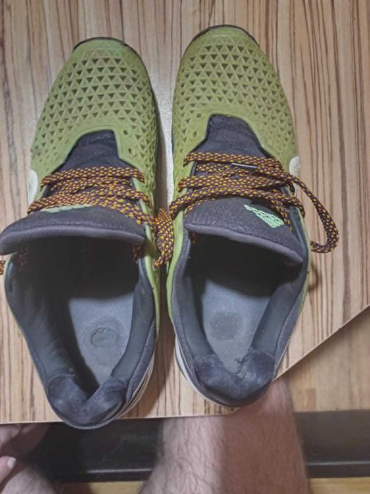 Продавам маратонки