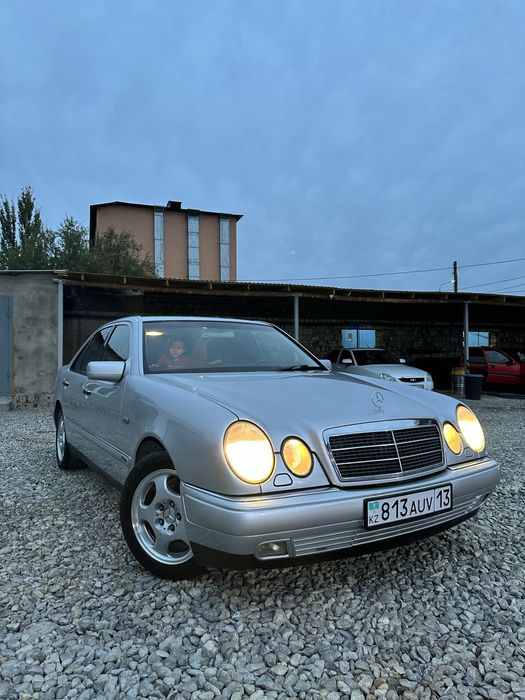 Мерседес 210 сатылады