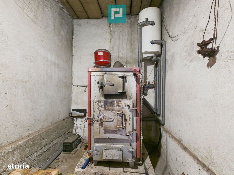 Casă solidă cu 5 camere in localitatea Almaș, Arad