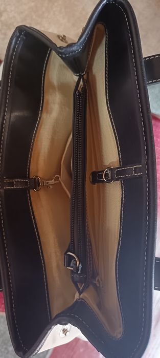 Дамска елегантна чанта на "Nine West"