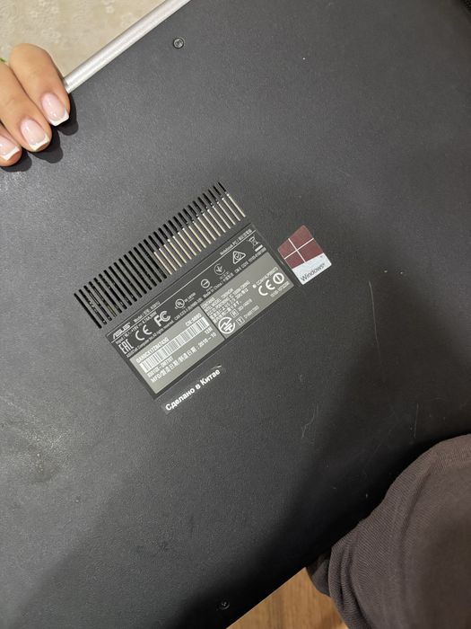 Ноутбук Asus Sonic master