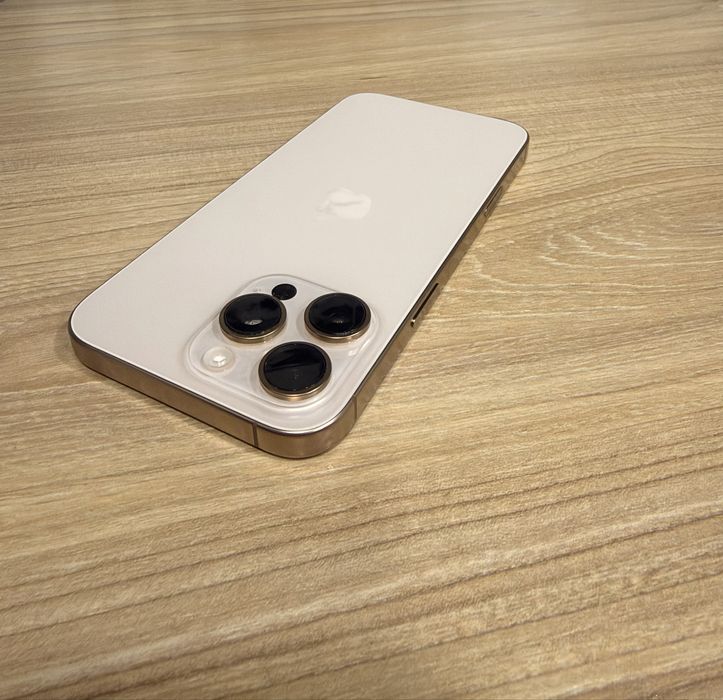 Iphone 16 Pro Max 256 Gb GOLD Baterie 100%