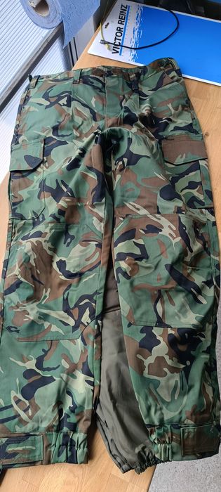 Военен панталон 176/104