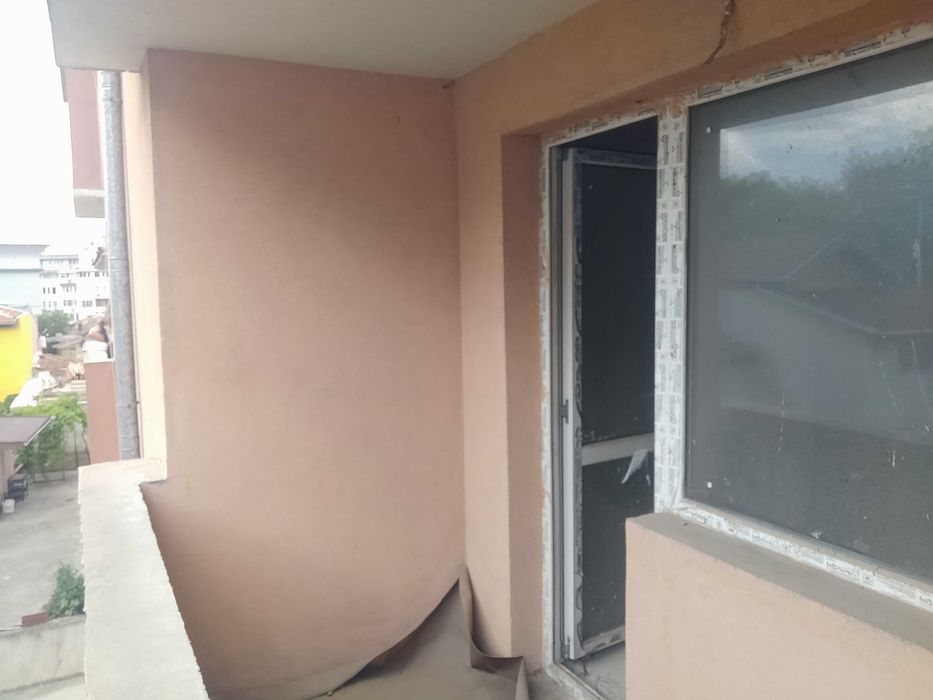 Продавам 2-СТАЕН - град Добрич, Пинета, паметник Пейо Буюклията