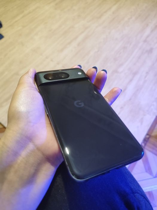 Смартфон Google pixel 8