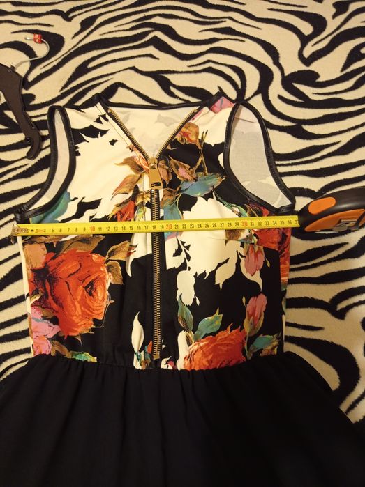 Дамски рокли,нови.