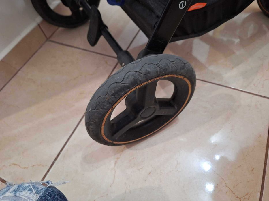 Комбинирана количка Chipolino елит 3 в 1 лате