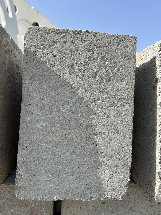 Polistirol blok (polistirol beton) Полистирол блок (бетон))