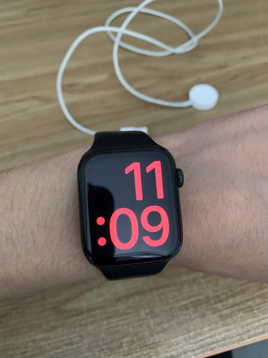 Apple watch se 2пок 44mm