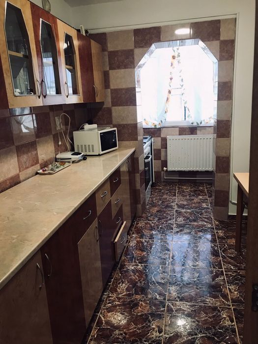 Vand Apartament 2 camere Costieni, langa Penny