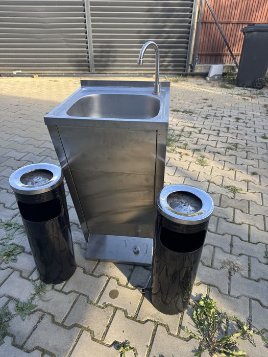 Chiuveta cu actionare la picior