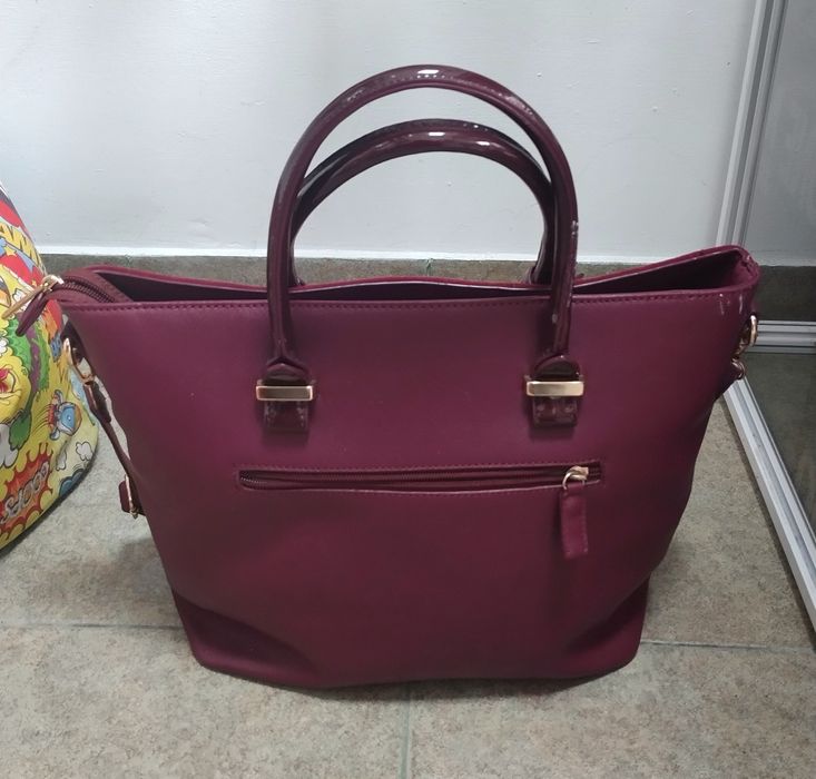 Два модела дамски чанти David Jones по 25 лева