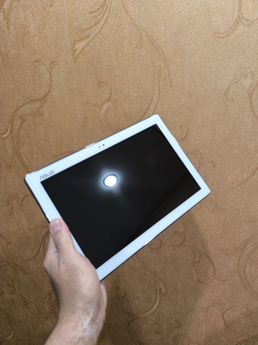 Планшет Asus ZenPad 10 3/32Gb