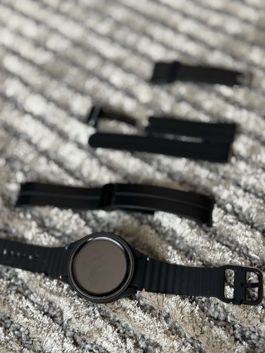 Умные часы Samsung Galaxy Watch 5 Pro