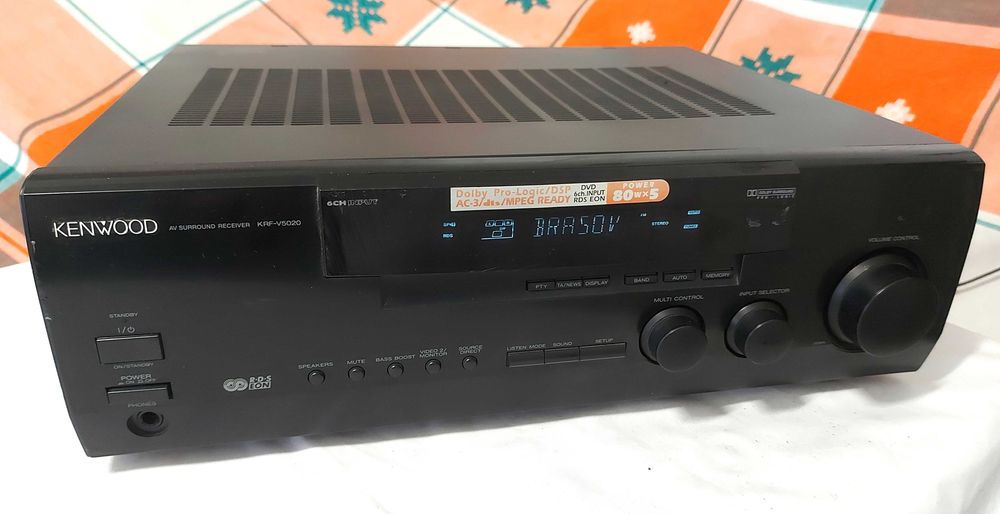 Amplificator cu radio Kenwood KRF V5020