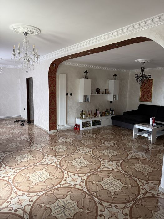 Casa de vanzare stalpu