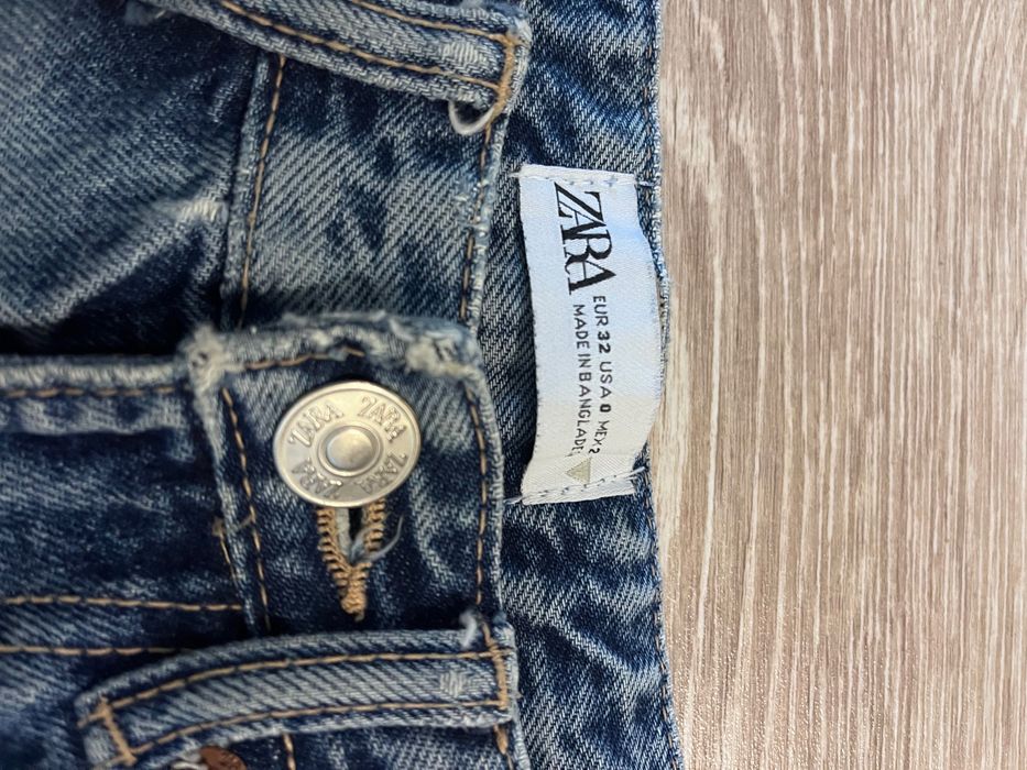 Дънки с прав крачол Zara