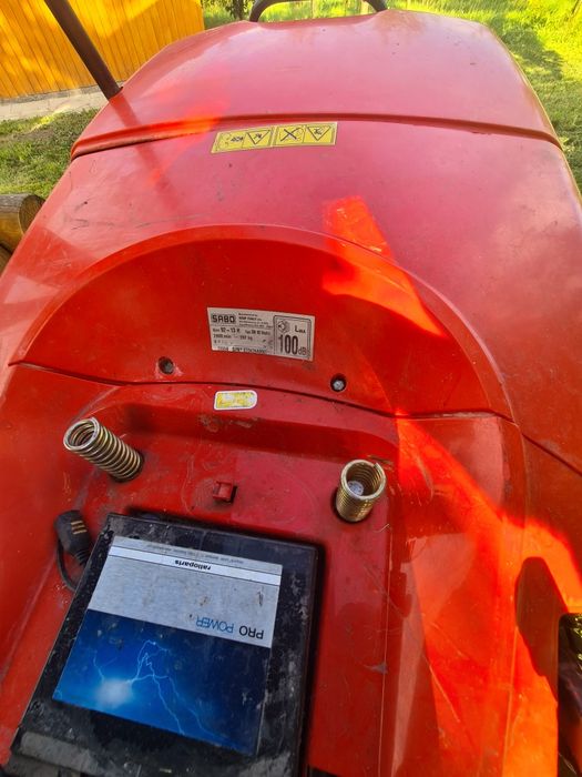 Tractor de gazon Sabo
