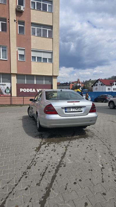 Mercedes-Benz E270 CDI