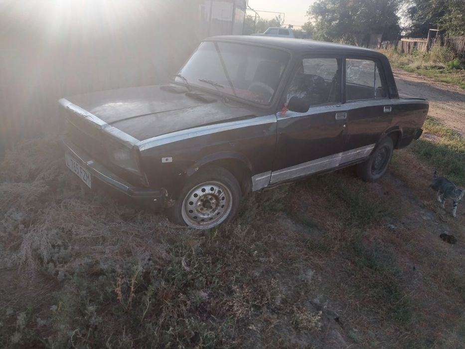 ВАЗ 2107  жигули