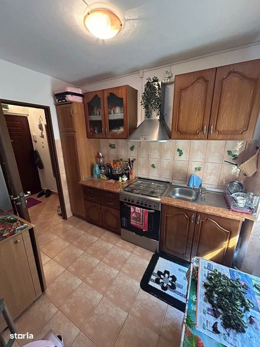 De vanzare apartament 2 camere, zona Cresei de Copii,mobilat, utilat