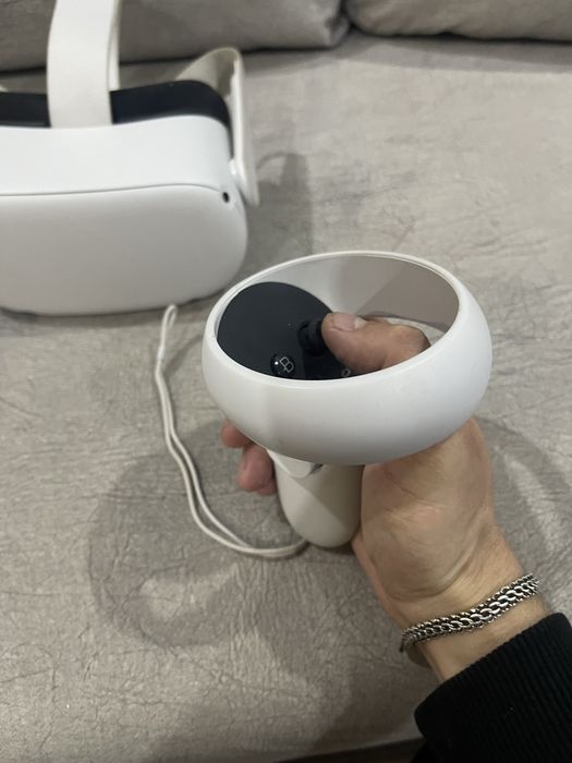 VR-очки Oculus Quest 2