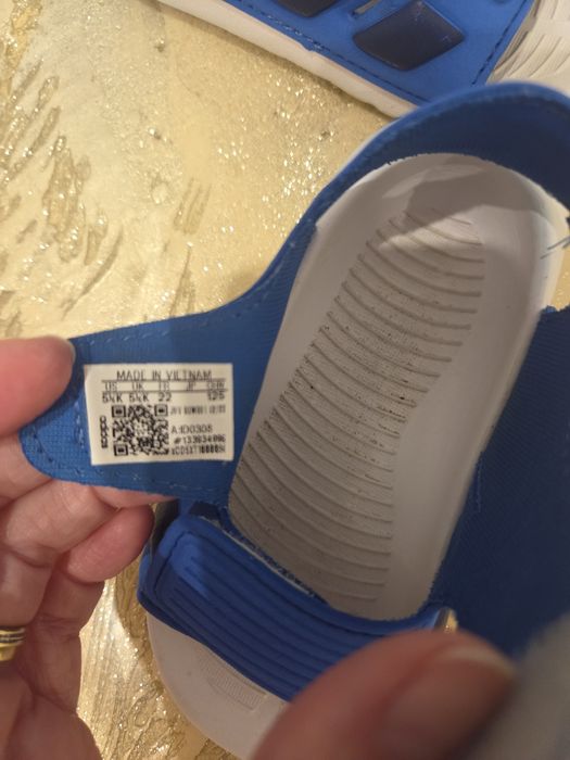 Sandale Adidas, mărimea 22