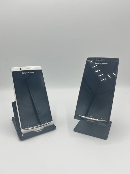 Sonny Ericcson / Xperia Arc S / perfect functionale.