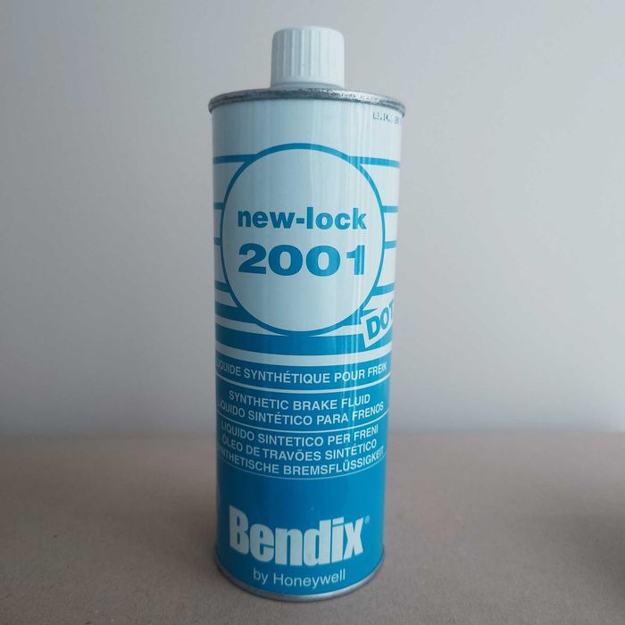 Синтетична спирачна течност Bendix