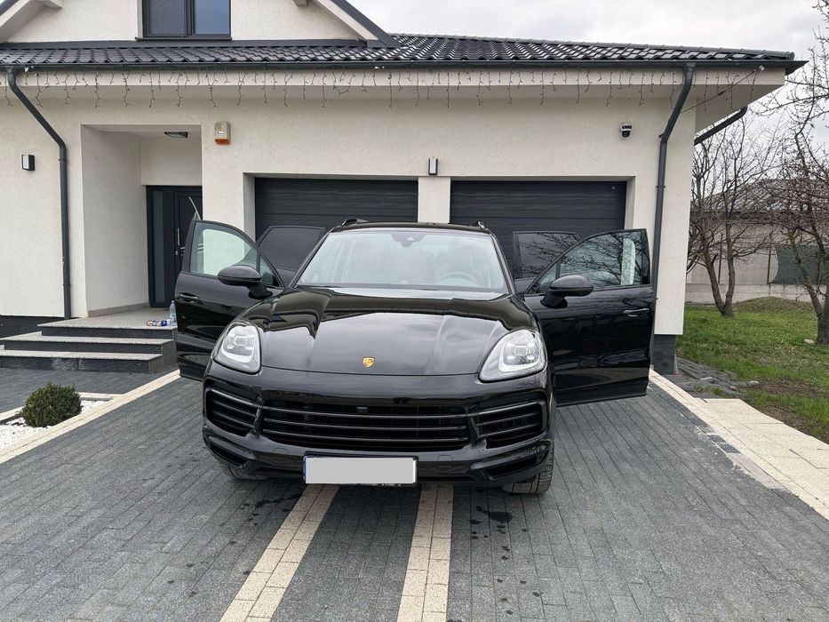 Porsche Cayenne Stare noua / Vehicul in garantie / TVA deductibil / Posibilitate achiz