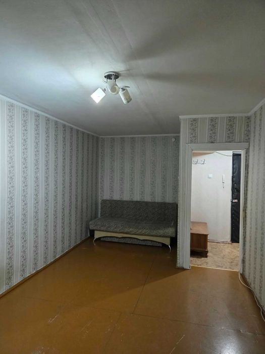 продам 1 комнатную квартиру