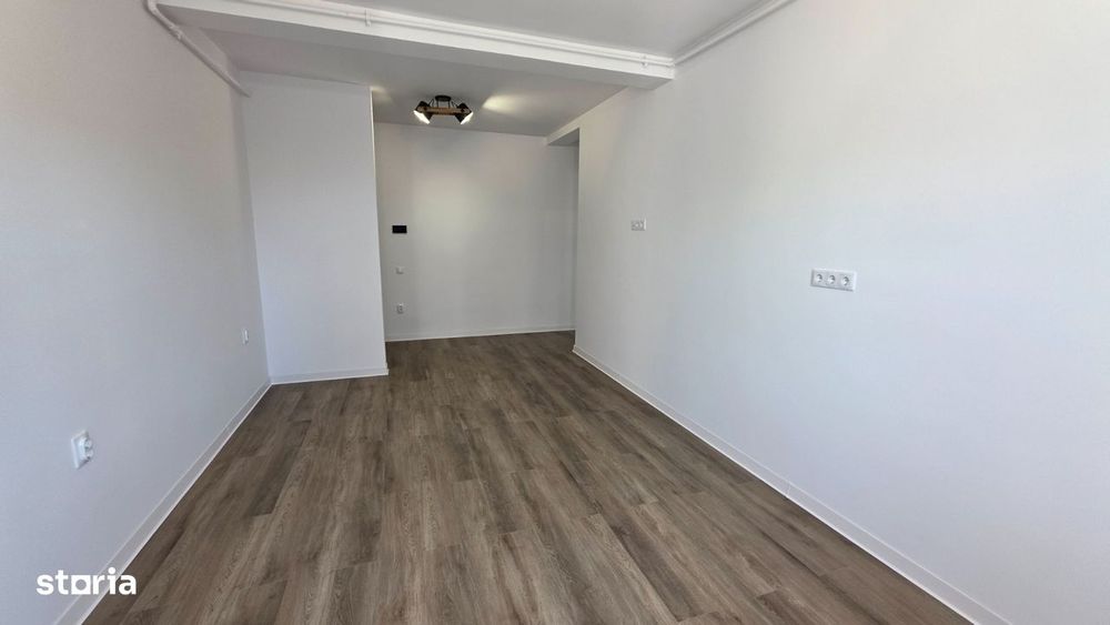 Apartament nou 2 camere +curte proprie de 90mp zona Selimbar