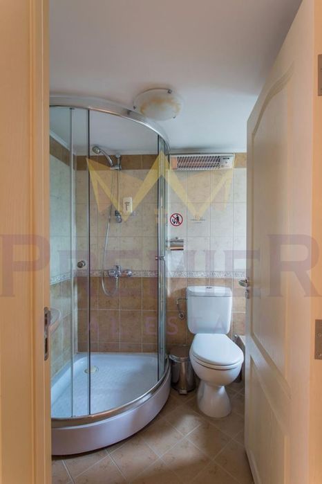 Къща в Варна-м-т Траката площ 500 цена 850000