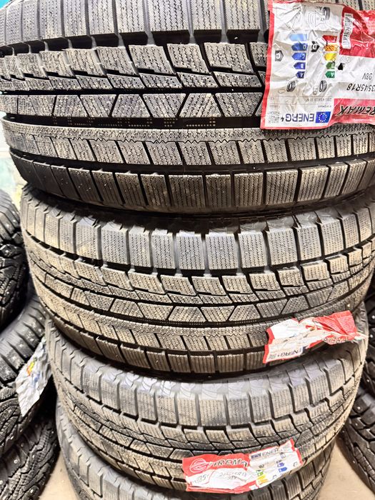 Шины 235/45 R18 Firemax