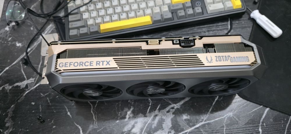 ТОПОВАЯ Видеокарта от Zotac 5070Ti Amp Extream