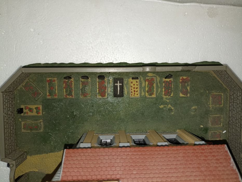 Biserica cu curte interioara scara H0