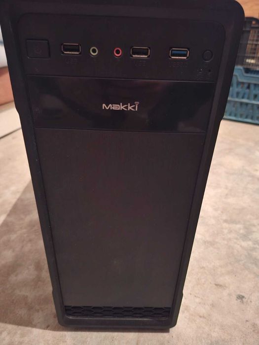 Кутия за компютър