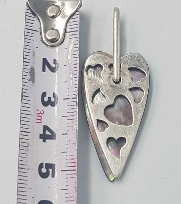 Superb pandantiv vintage din argint si sidef model deosebit