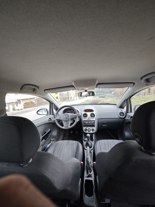 Opel Corsa D 2007 бензин