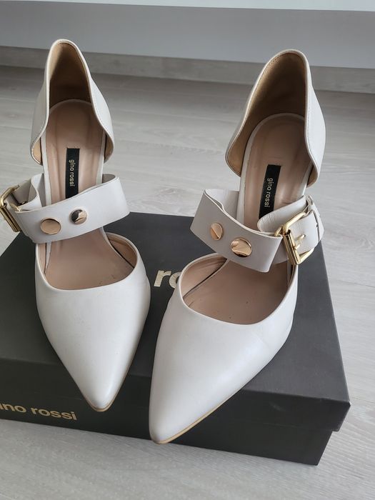 Елегантни обувки на ток Gino Rossi