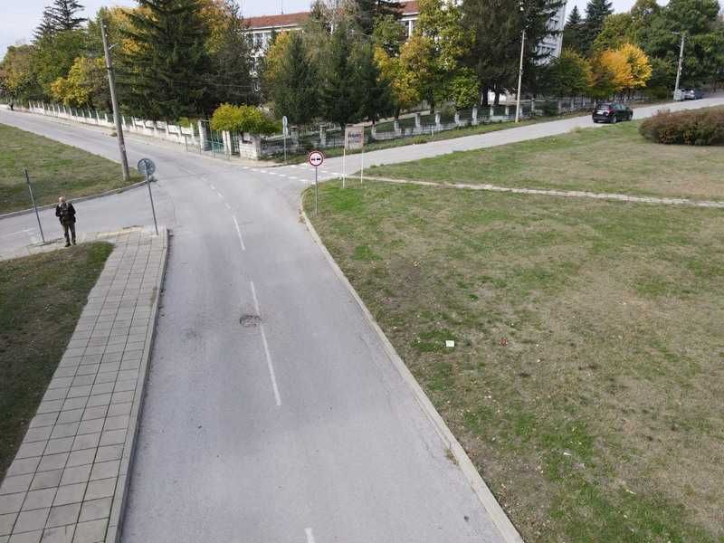 Продавам инвестиционен парцел за сторителство