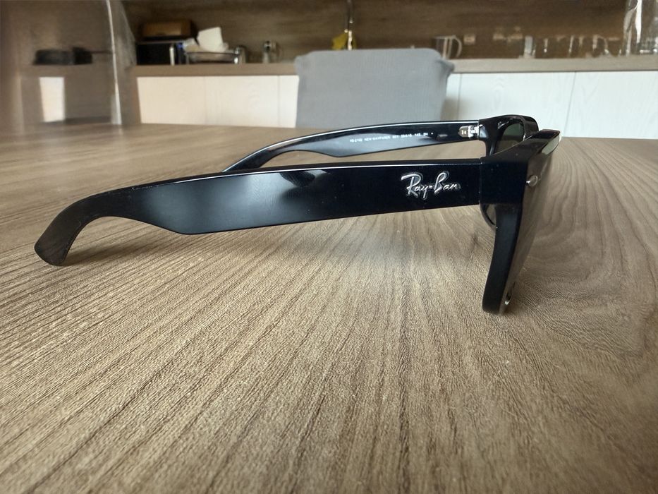 Оригинални очила Ray-Ban New Wayfarer RB 2132 (58mm) – Без драскотини, като нови