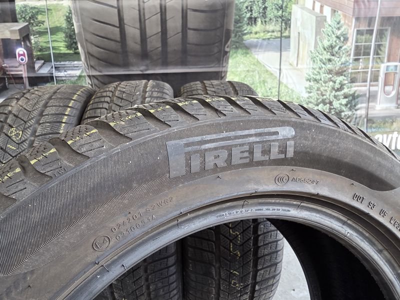225/55/18 PIRELLI 4бр