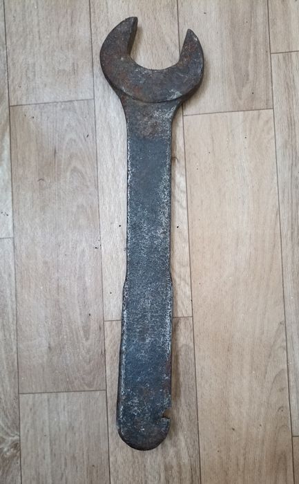 Ключ рожковый 46