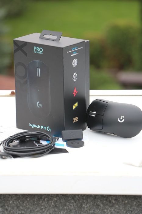 Logitech Pro X Superlight мышь