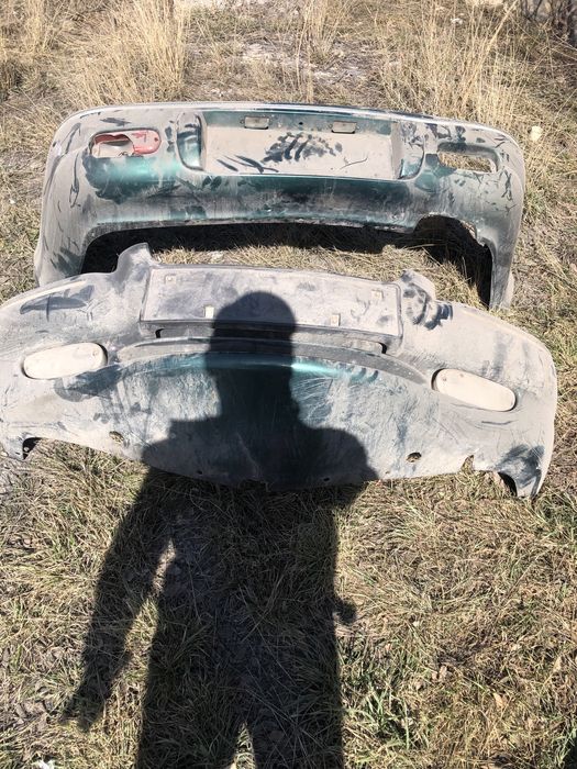 Продаю бампера крайслера