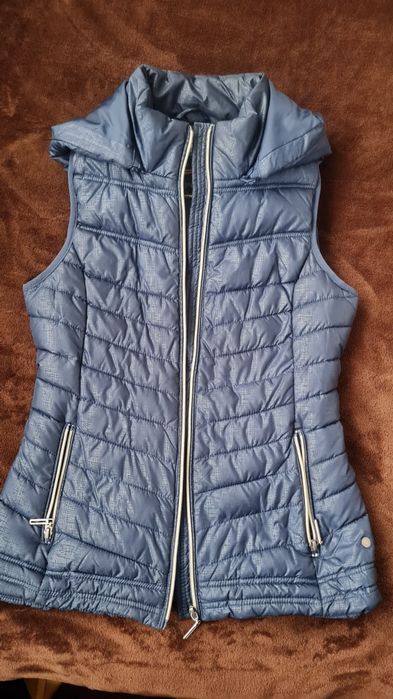 Дамски, спортен елек на Lee Cooper