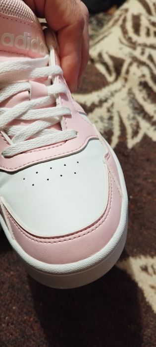 Маратонки adidas 36 2/3 номер отлични