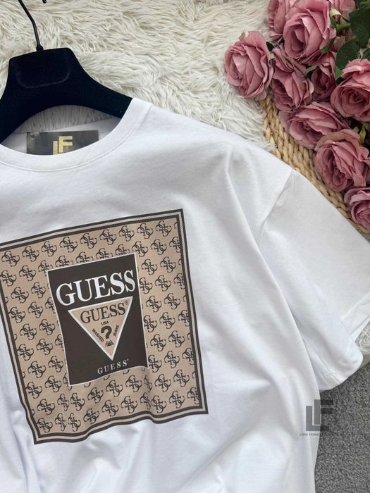 Ново! Тениски Guess, Miu Miu оверсайз модели в различни цветове